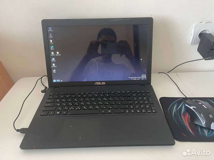 Ноутбук asus