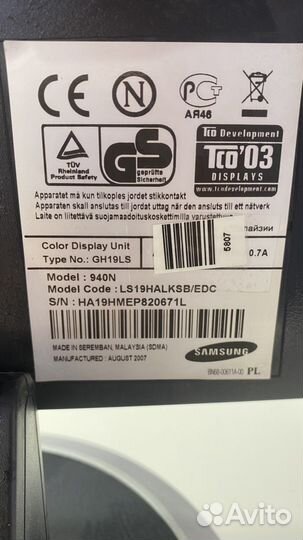 Монитор Samsung