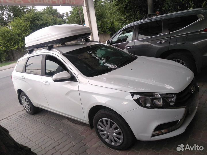 Багажник-бокс Магнум 390 л на LADA Vesta