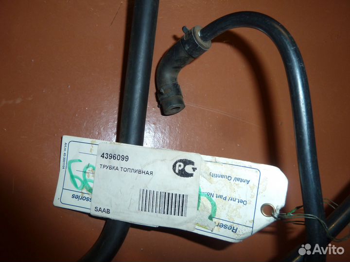 SaaB 9-5 Трубка Топливной Системы Новая