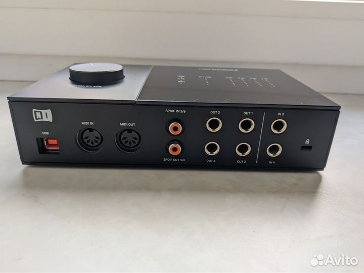 Звуковая карта Native Instruments Audio 6 MK2