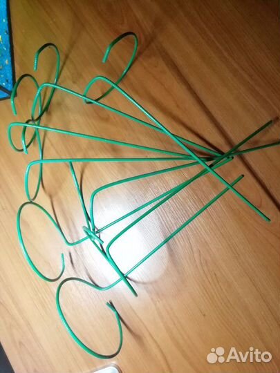 Держатель для растений и клубники