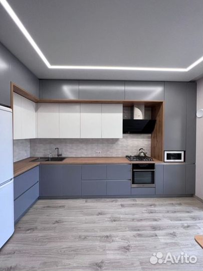 Кухня новая