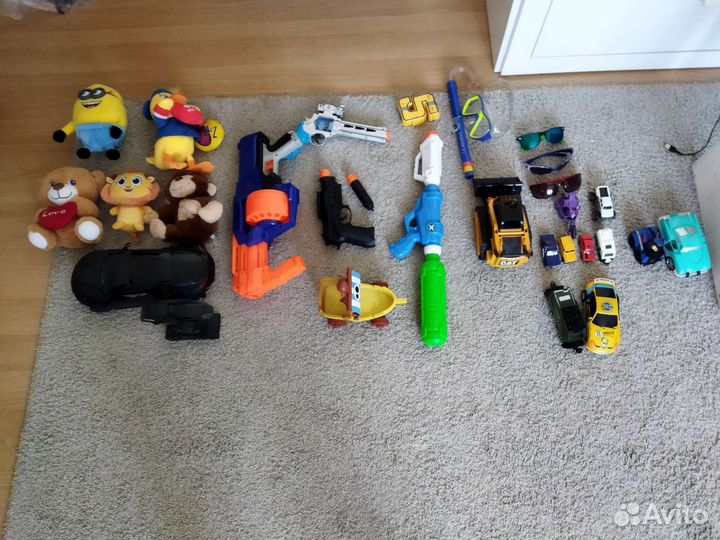 Детские игрушки (можно купить по отдельности)