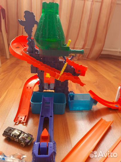 Трек hot wheels