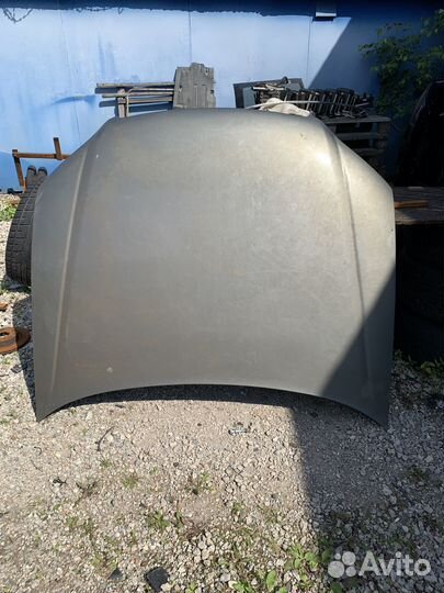 Капот Audi A8 D3