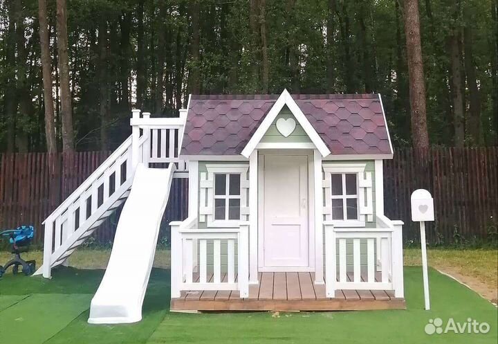Детский игровой домик из дерева