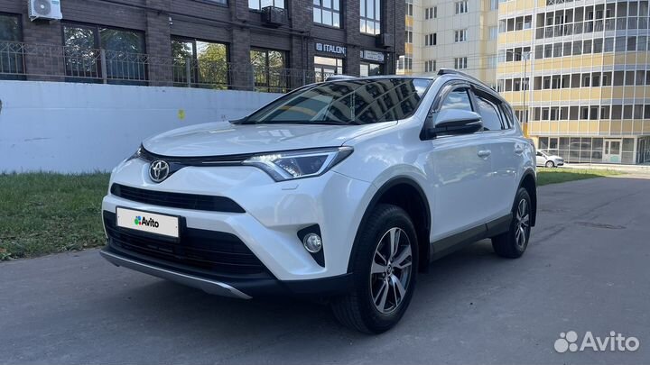 Toyota RAV4, 2017