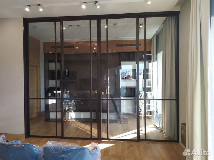 Перегородка из стекла в стиле лофт