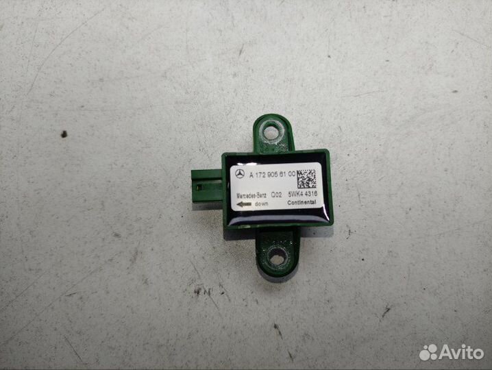 Датчик удара Mercedes Slk R172 1.8 2011