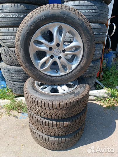 Pirelli Ice Zero FR 195/65 R15 95T