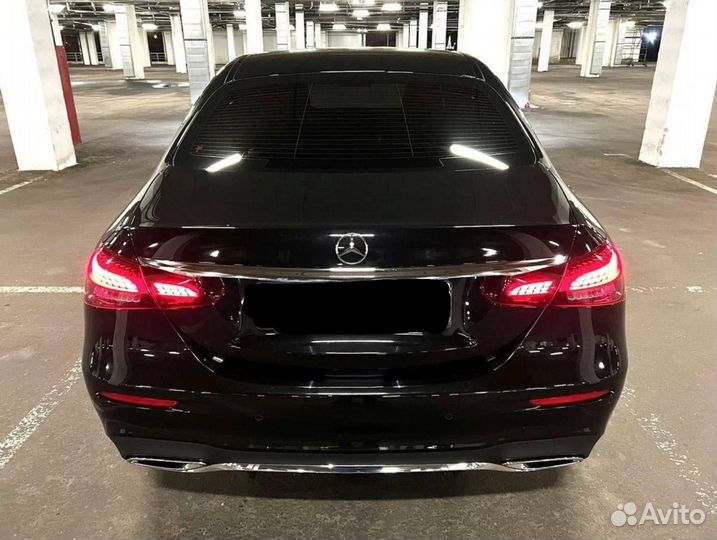 Требуется водитель на Mercedes тариф бизнес