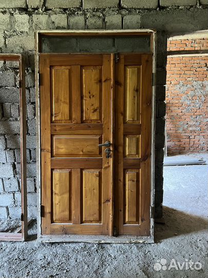 Двери деревянные