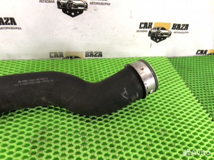 Патрубок интеркулера Volkswagen Tiguan