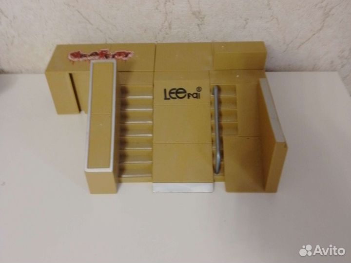 Скейт парк рампа для минискейта - фингерборда