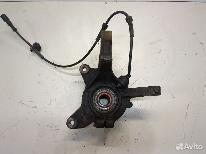 Ступица (кулак, цапфа) Renault Megane, 2001