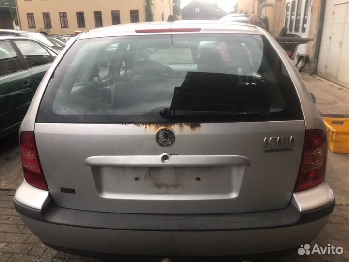 Разбор на запчасти Skoda Octavia Tour