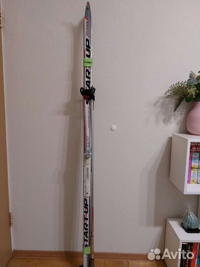 Лыжи палки ботинки