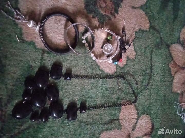 Продам бижутерию