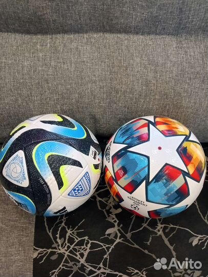 Футбольный мяч профессиональный