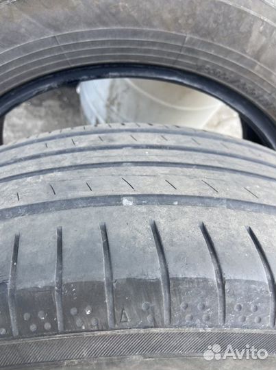 Yokohama BluEarth AE50 SUV 235/55 R18