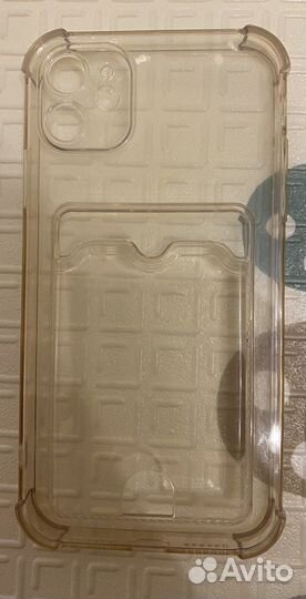 Чехлы на iPhone 11