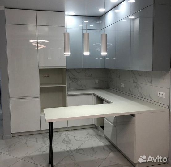 Кухни глянцевые