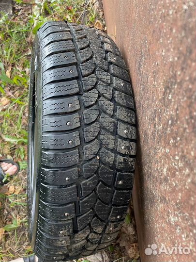 R13 Tigar Sigura Stud 175/70, PCD 4x98 DIA 20