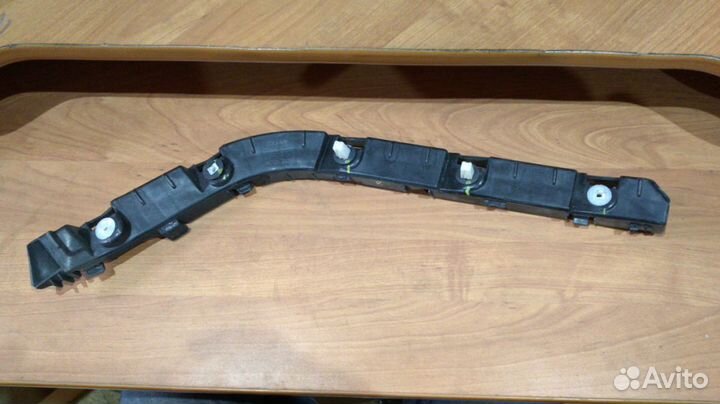 Кронштейн бампера Hyundai Santa Fe 3 2012