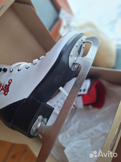 Коньки фигурные