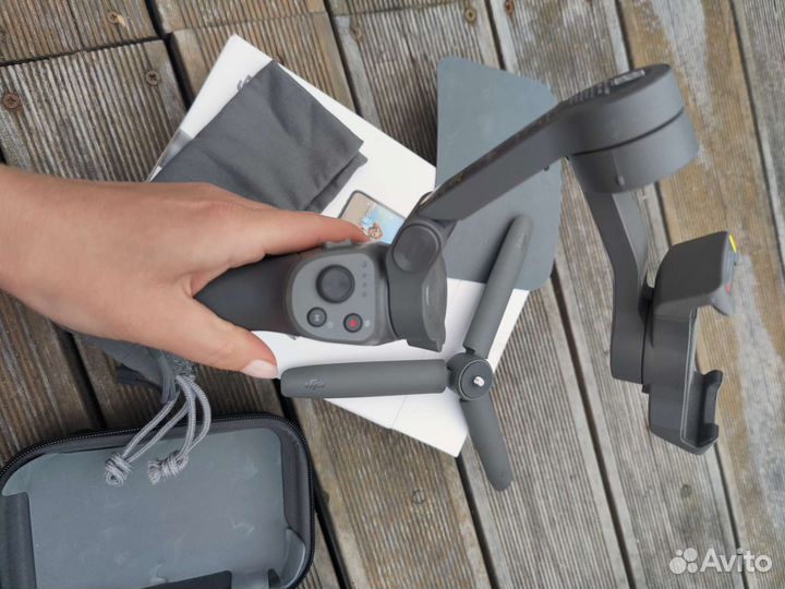 Электронный стедикам DJI Osmo Mobile 3 combo