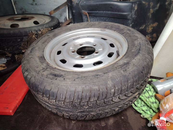 Колеса в сборе на УАЗ соболь нива