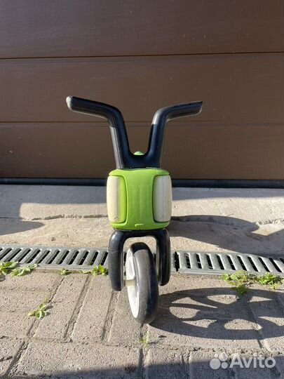 Беговел chillafish bunzi