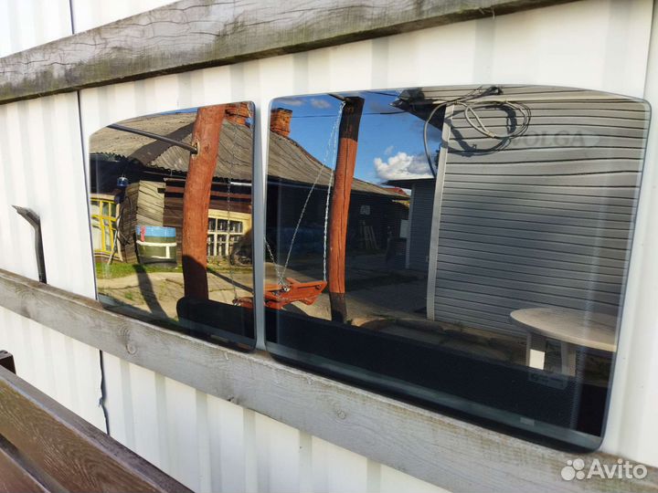 Стекла боковые задние на Волгу