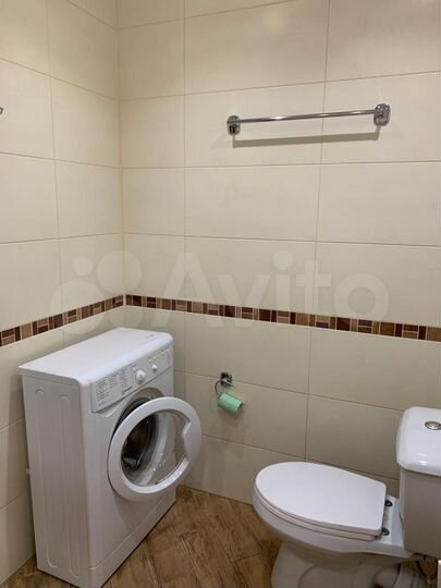 2-к. квартира, 53 м², 1/9 эт.