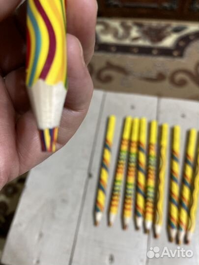 Цветные карандаши