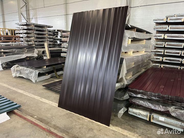 Профнастил коричневый
