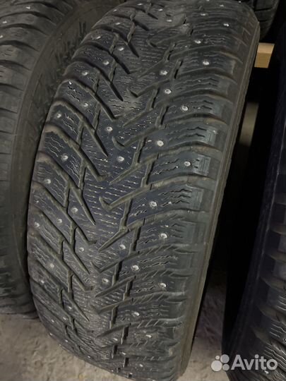 Nokian Tyres Hakkapeliitta 8 SUV 235/60 R18