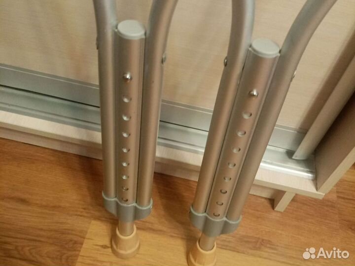 Костыли подмышечные