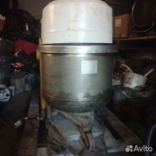 Тестомес на 80л