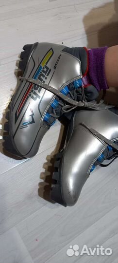 Лыжные ботинки