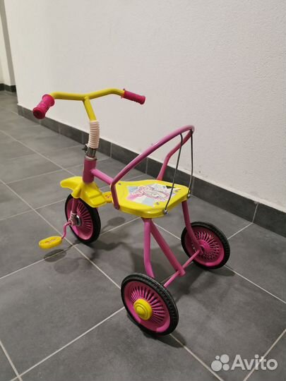 Детский трехколесный велосипед