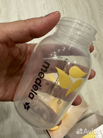 Молокоотсос ручной medela calma соска