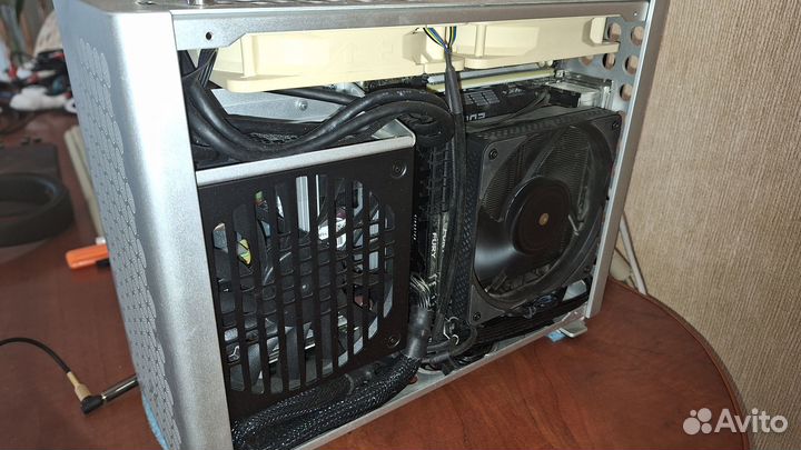 Компьютер Форм-фактор Mini-ITX