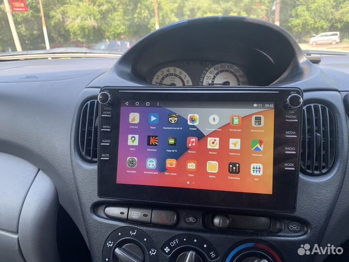 Мгнитола на Toyota FunCargo 1999-2005