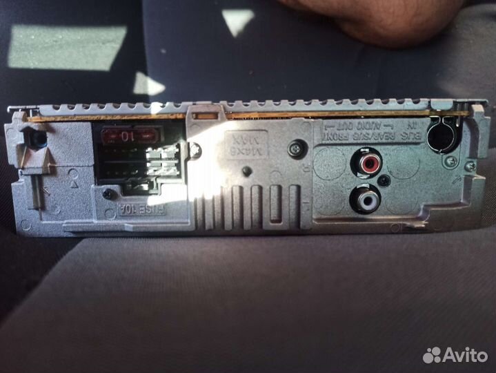Автомагнитола бу Sony