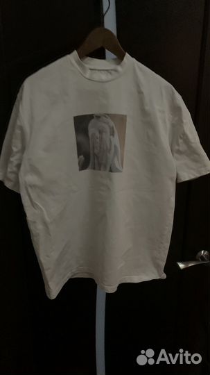 Футболка в стиле Y2K