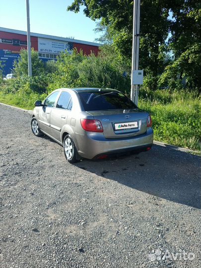 Kia Rio 1.4 AT, 2010, 219 000 км