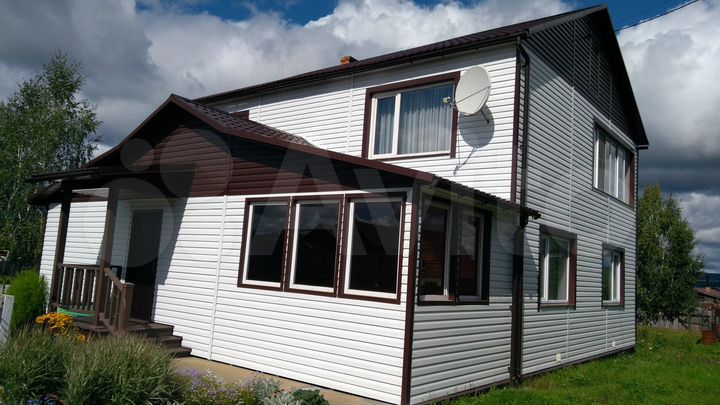 Дом 187 м² на участке 18 сот.