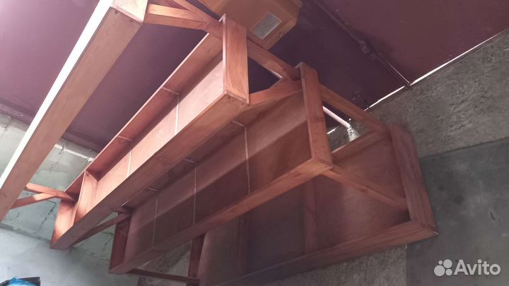 Полки стеллажи деревянные